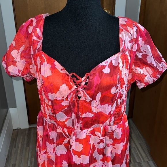 TORRID red floral Midi Cotton Clip Dot Lace Up Smocked Dress - Picture 6 of 7